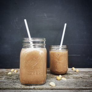 macademia nut and coffee smoothie